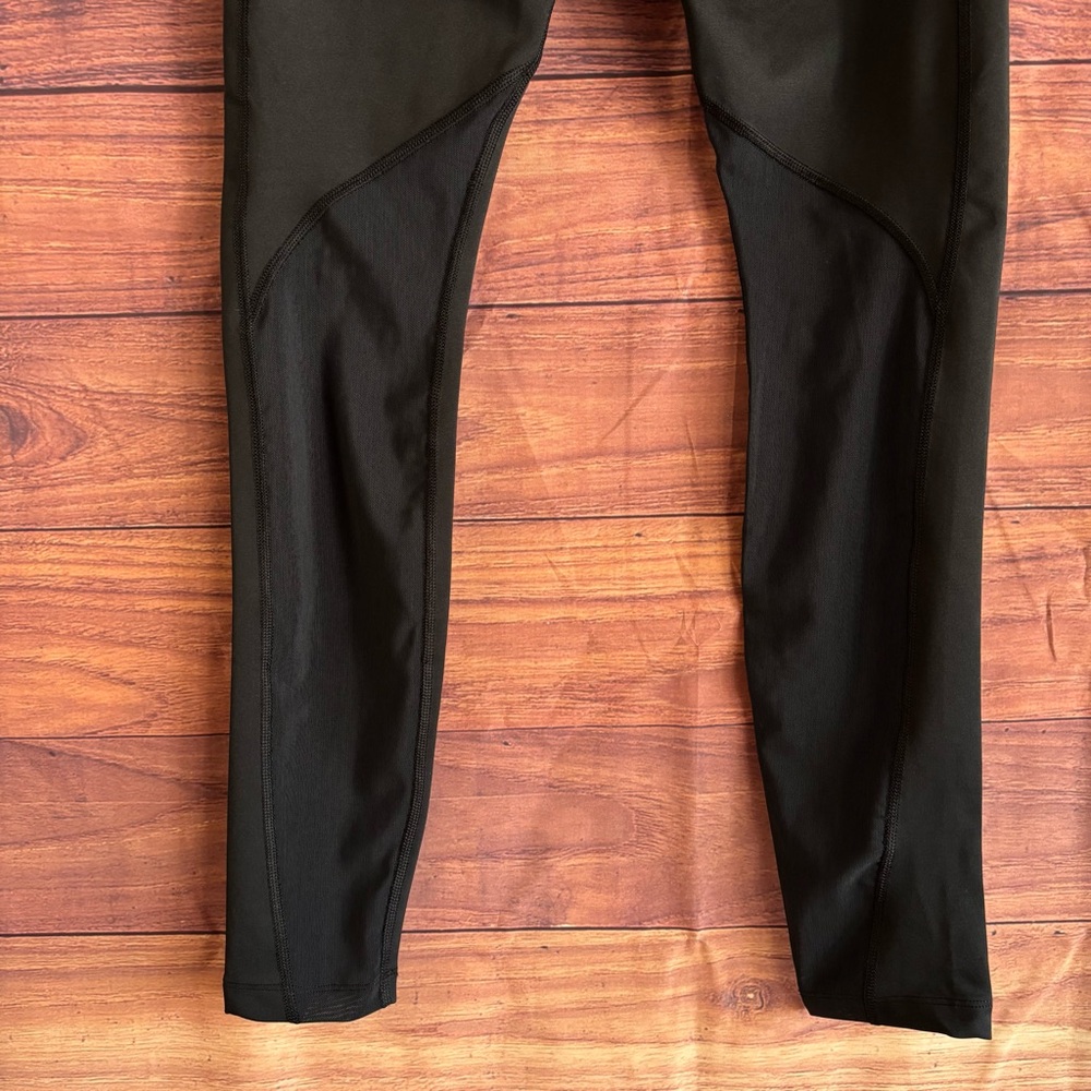 Nike Dri-FIT Black Leggings - Picture 4 of 8
